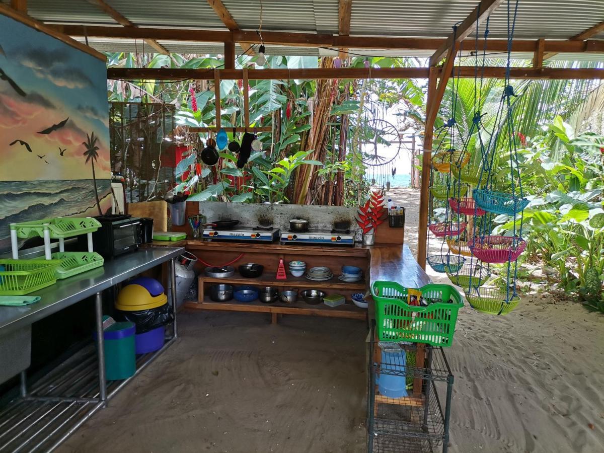 Oasis Albergue Puerto Viejo de Talamanca Exterior foto