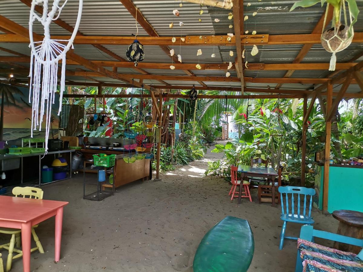 Oasis Albergue Puerto Viejo de Talamanca Exterior foto